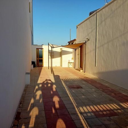 Casa Vacanze Da Lui' 토레 라필로 외부 사진
